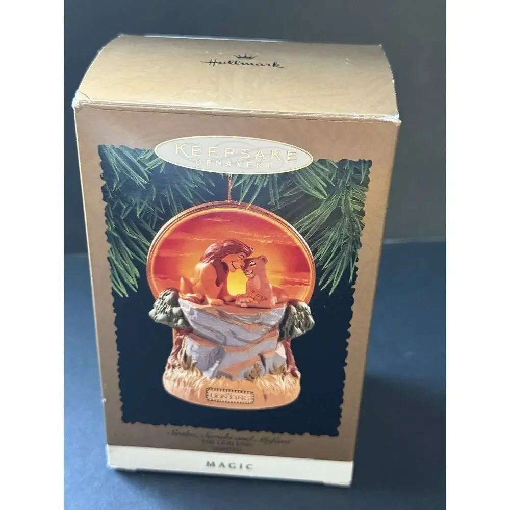 Hallmark 1997 Lion King Simba Sarabi Mufasa Magic Light Keepsake Ornament